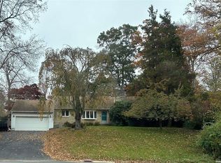 105 Rocky Point Landing Rd, Rocky Point, NY 11778