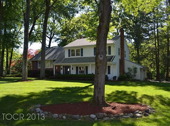 2nd image of 734 Mountain Ave