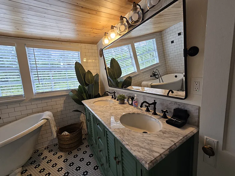 206 Oakwood Ave — Photo 14