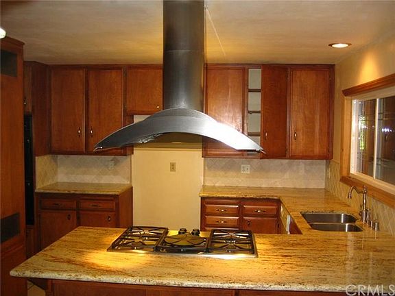 2nd image of 24957 Huron St