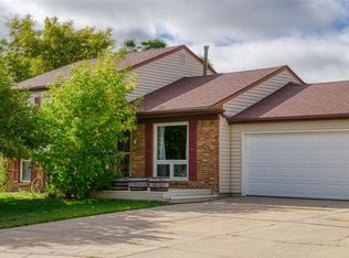 2201 Rose Creek Dr, Gillette, WY 82718