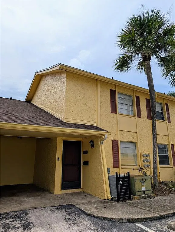 3 bed, 2.5 bath, 1588 sqft, $2,600 — Photo 1