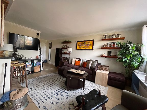 5th image of 1587 N Colonial Ter APT 303