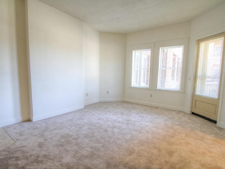 921 William H Taft Rd — Photo 17