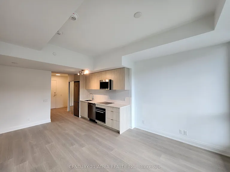 20 Deans Dr #203 — Photo 4