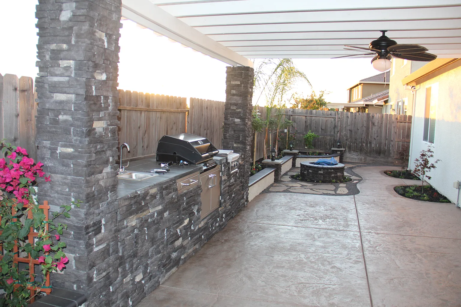 5205 Ocean Ln photo 1