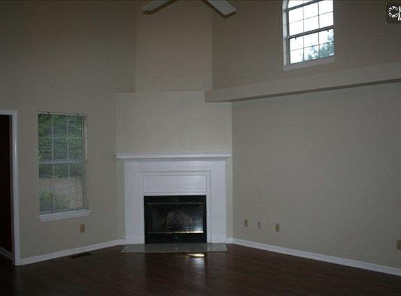 4th image of 6 Highland Creek Ct