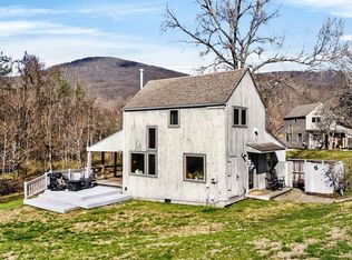 48 Meadow Ln, Nellysford, VA 22958