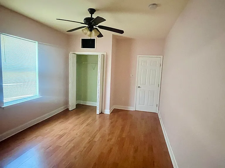 625 N Scott St — Photo 6