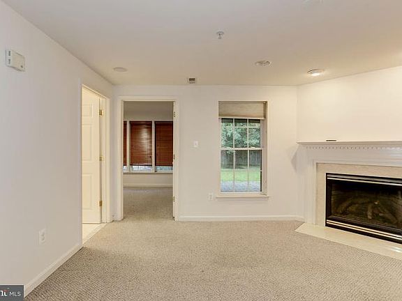 5th image of 1431 Thornbury Ct