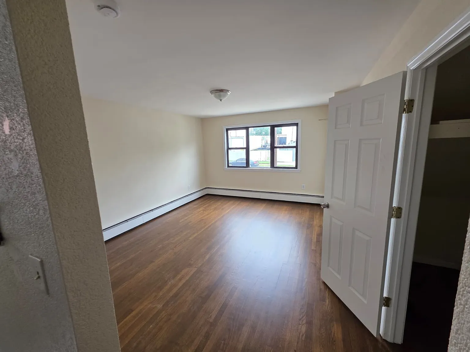 2 bed, 800 sqft, $2,495 — Photo 4
