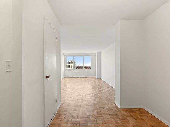 2nd image of 3333 Henry Hudson Pkwy APT 11C