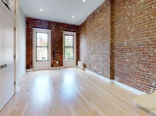 216 E 84th St #B5, New York, NY 10028