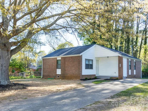 1105 Holder Dr, Shelby, NC 28152