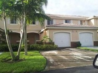 16332 SW 75th St, Miami, FL 33193