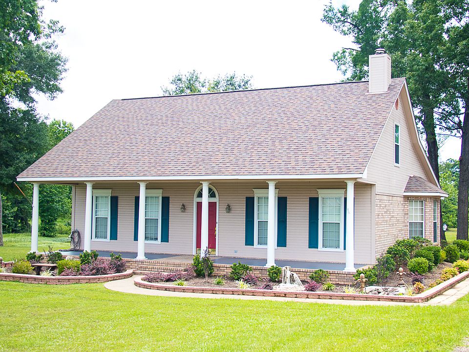 1st image of 409 Chisholm Trl