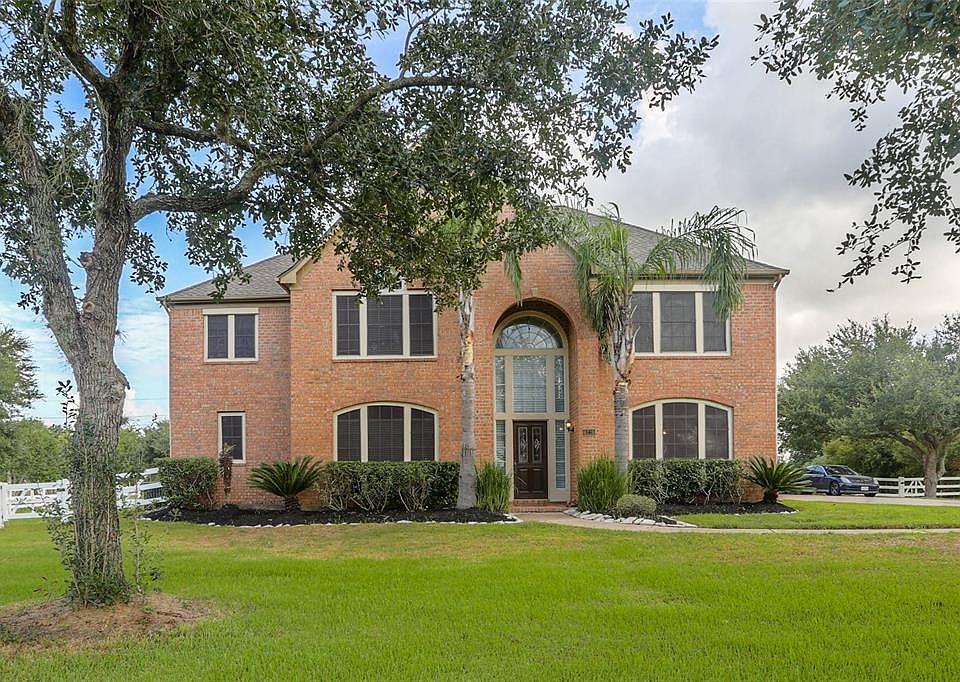 1st image of 6219 Bridlewood Dr