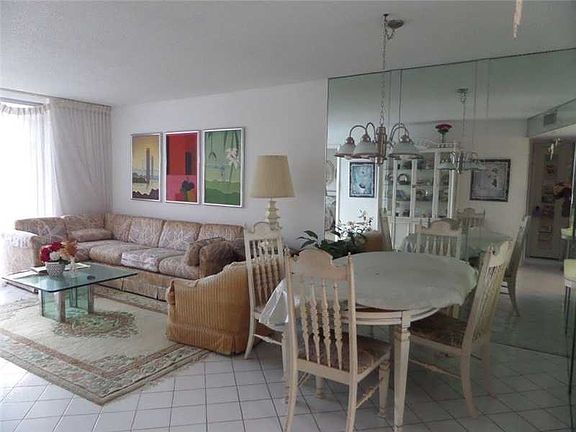 4th image of 2800 Sunrise Lakes Dr W APT 201
