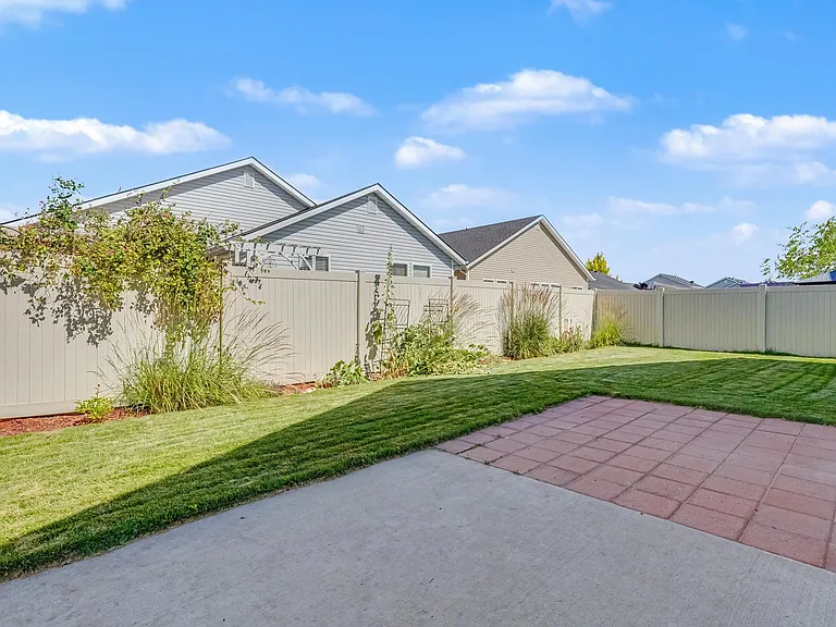 16850 Bethany Ave — Photo 20