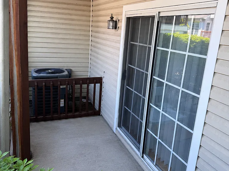 1484 Westgate Dr — Photo 13