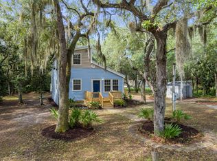 200 E Harborview Rd, Pt Washington, FL 32459