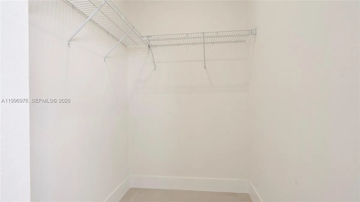 Building Photo - SW 96th Ct