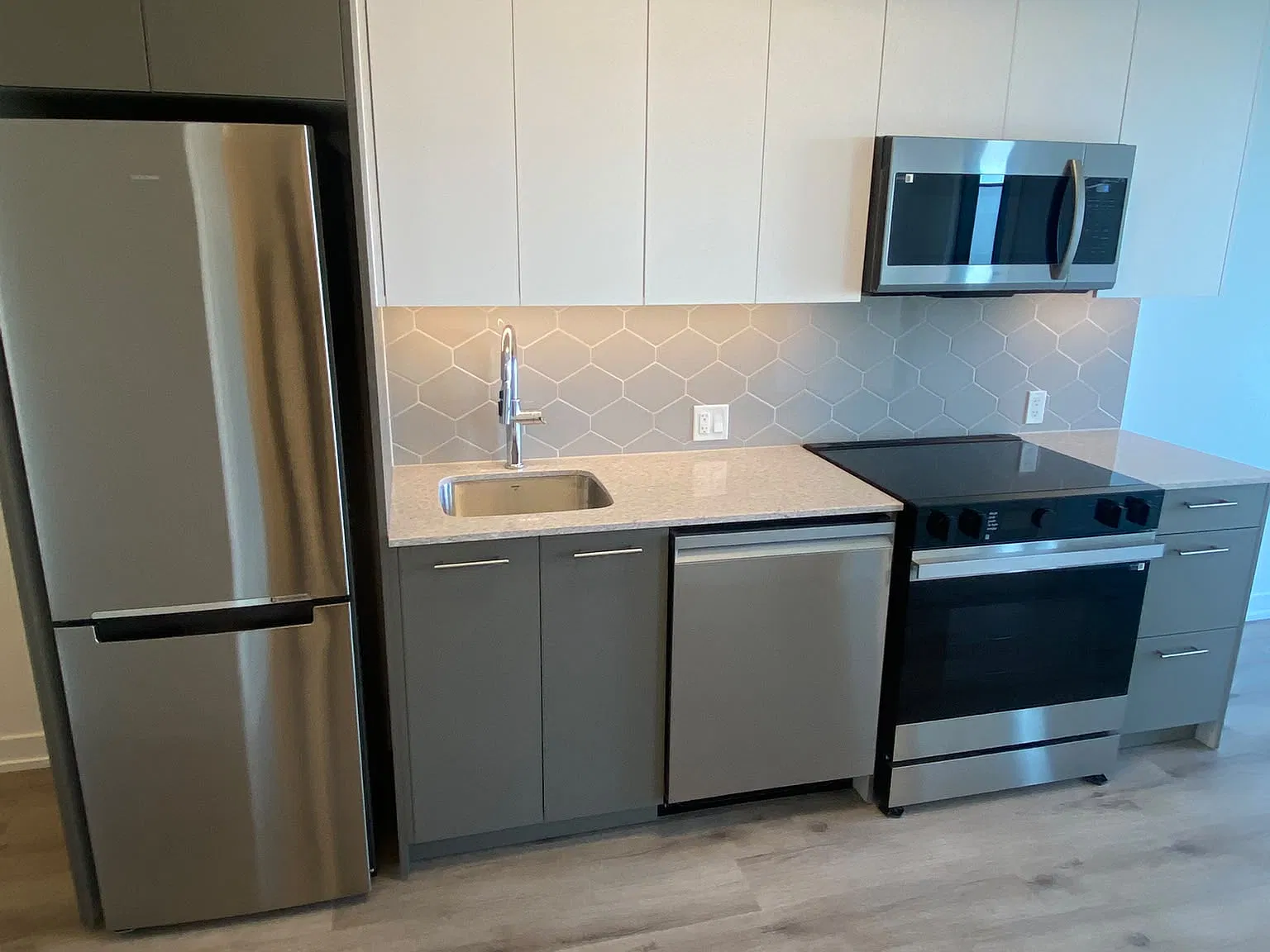 2 bed, 525 sqft, $1,750 — Photo 4