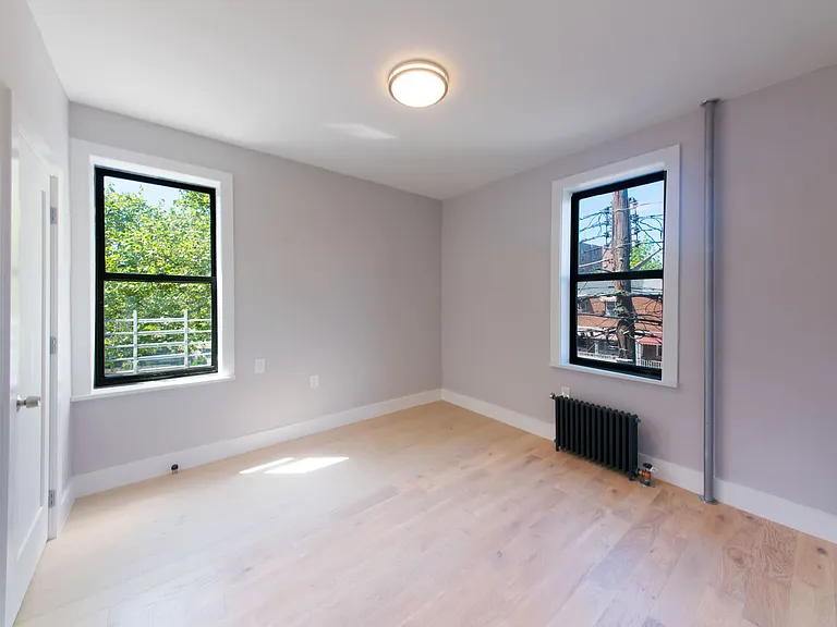 4119 Barnes Ave #2R — Photo 3
