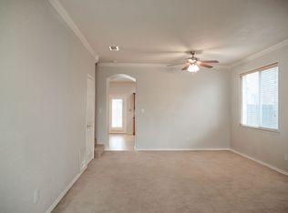8708 10th Pl, Lubbock, TX 79416