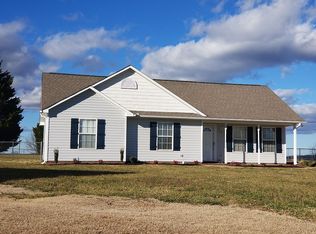 125 Ivy Ln, Cowpens, SC 29330