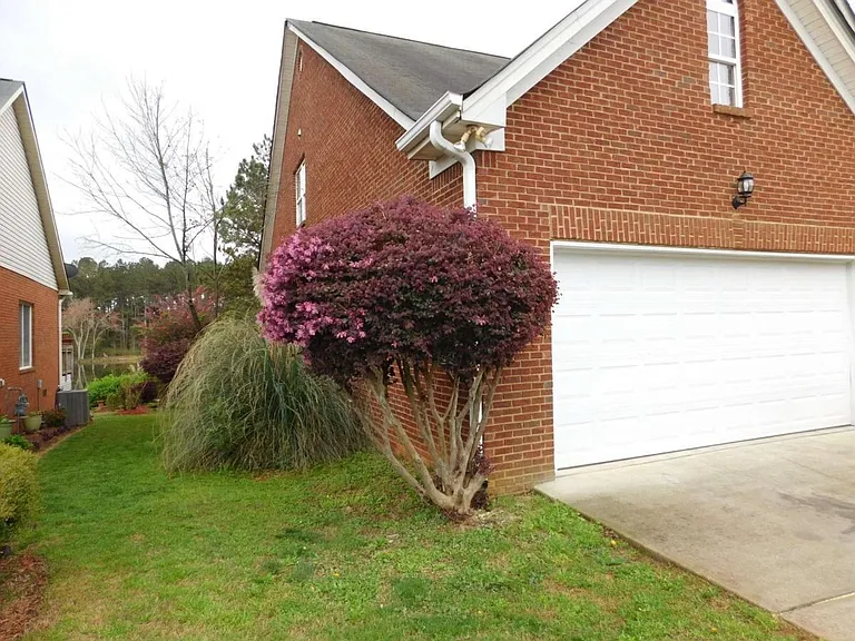 2335 Jennas Way SE — Photo 14