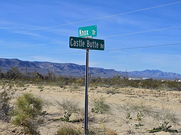 4th image of 3035 S Castle Butte Rd