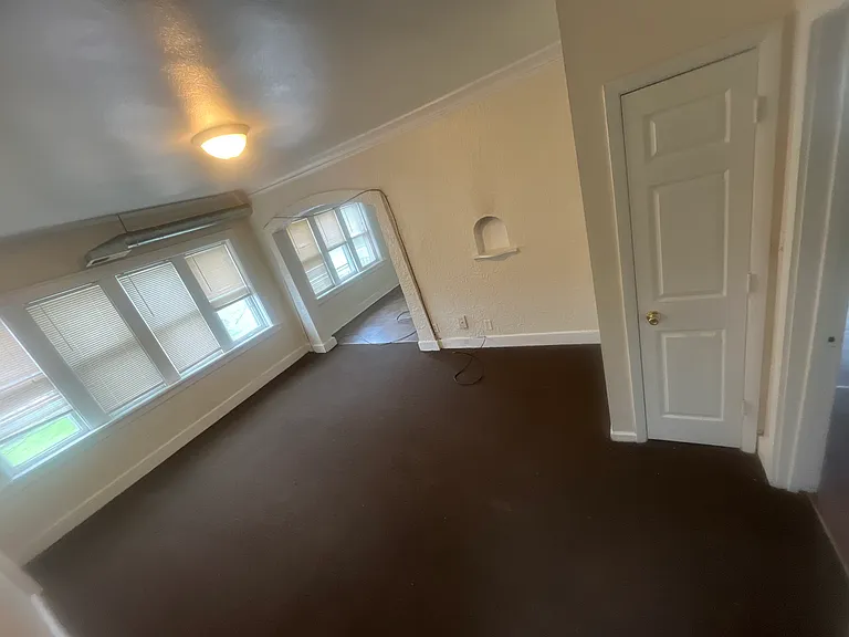 1625 W Keefe Ave #3 — Photo 6