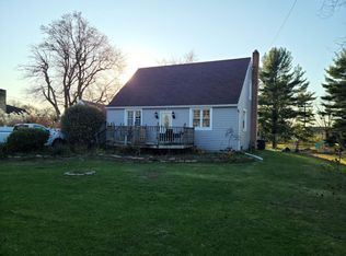 2203 Troy Rd, Springfield, OH 45504