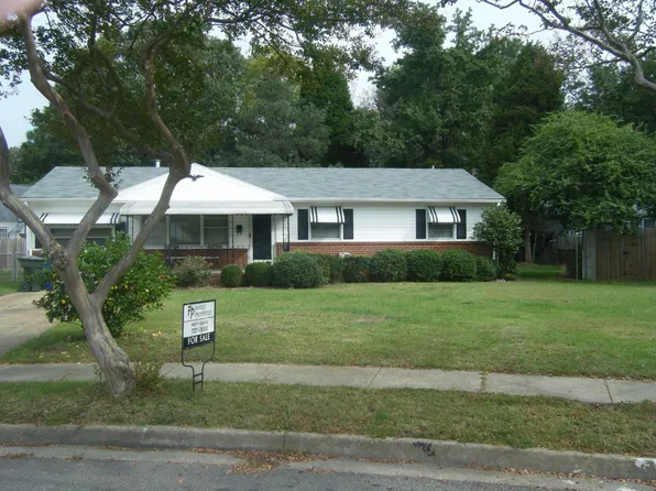 3138 Humboldt St, Norfolk, VA 23513