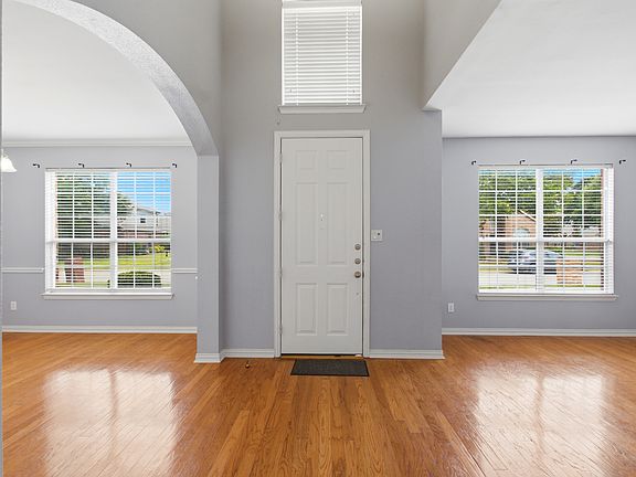 5th image of 7852 Rainbow Falls Dr