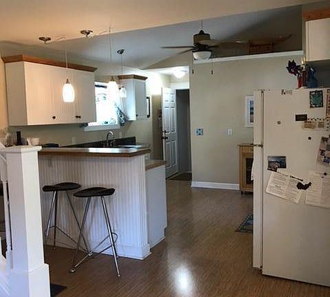 5th image of 54 W Lowell St