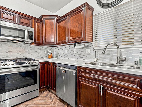 4th image of 12263 Gaudi Way