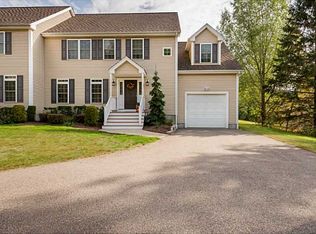 29 Bellingham Rd #B, Blackstone, MA 01504