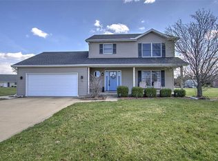 35 Queen Anne Ct, Mt Zion, IL 62549