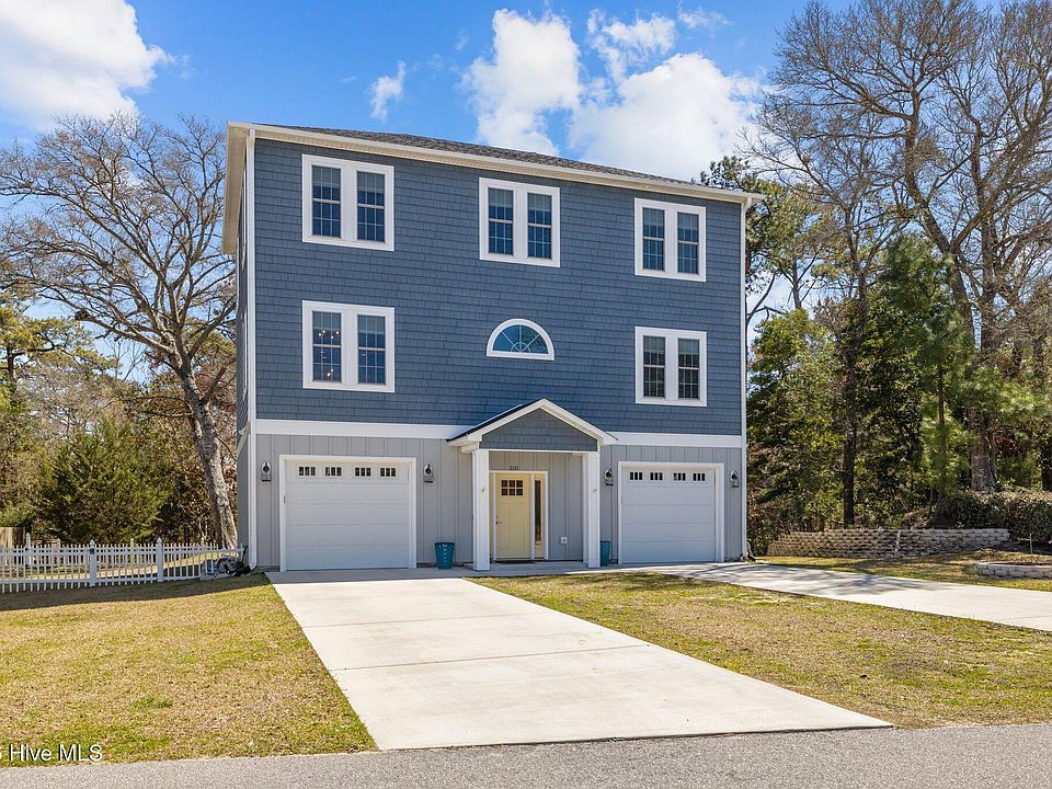 1st image of 310 Lord Berkeley Drive