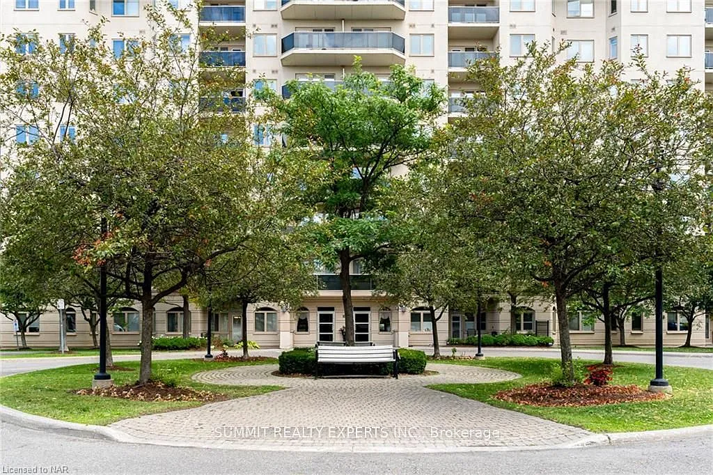 10 Dayspring Cir — Photo 2