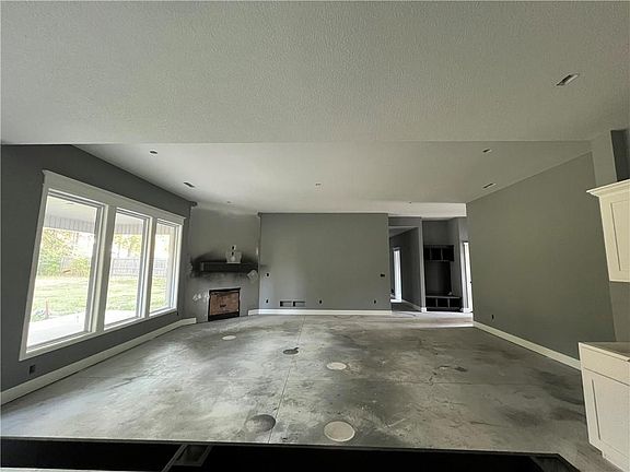 3rd image of 705 NW B St