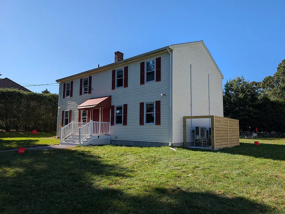 288 Duane Ave