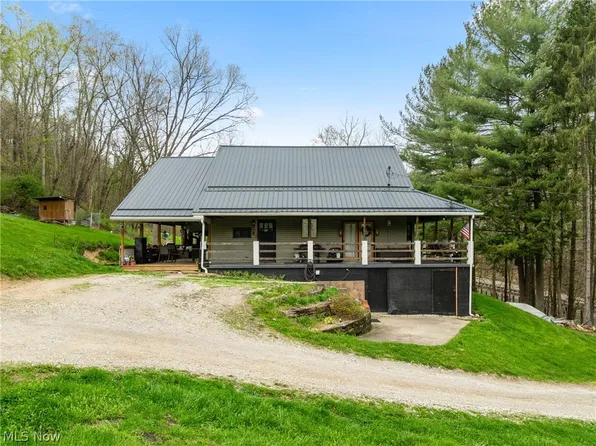 55041 Key Bellaire Rd, Bellaire, OH 43906