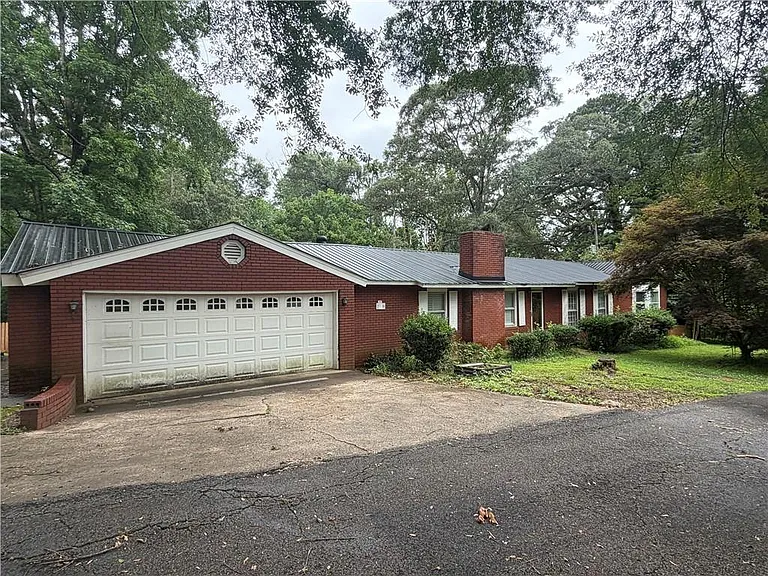 2580 Buford Dam Rd — Photo 23