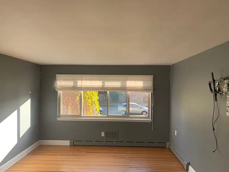 1050 Amherst St #LOWER — Photo 12