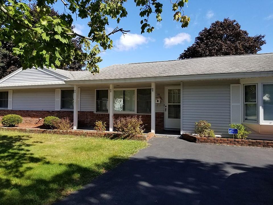 1st image of 13 Glen Dr