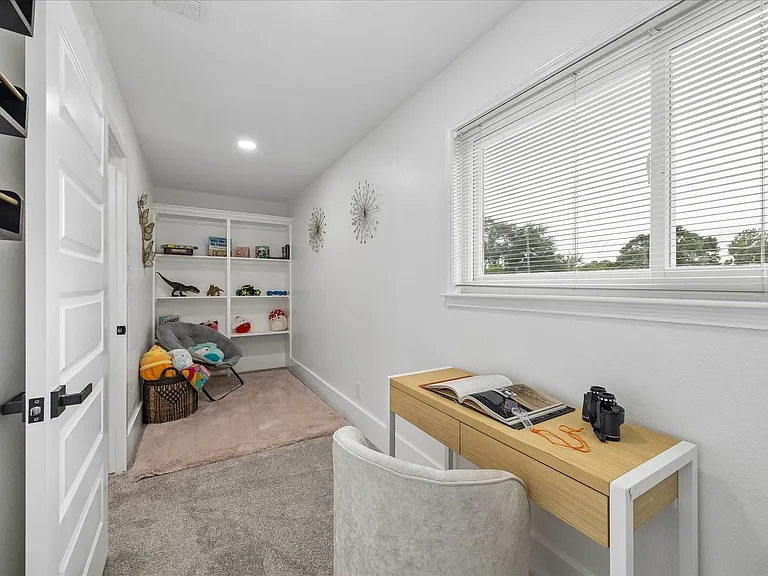 7711 Meadowvale Dr — Photo 30