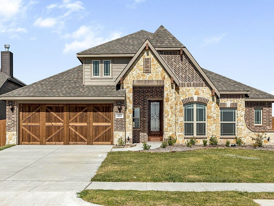 1st image of 653 Midsummer Hill